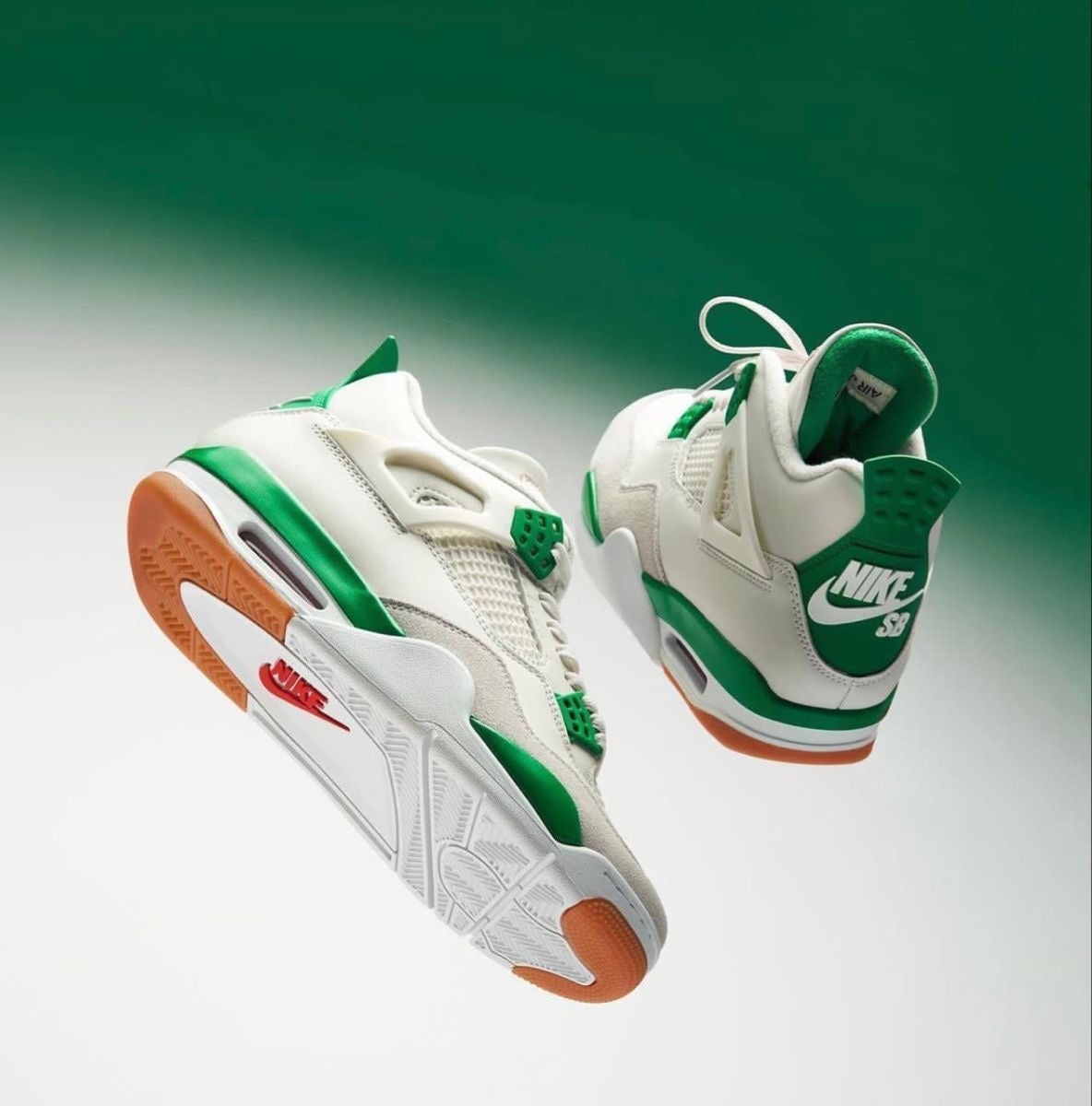 Mid Pine Green Jordan 4 Retro SB x Nike