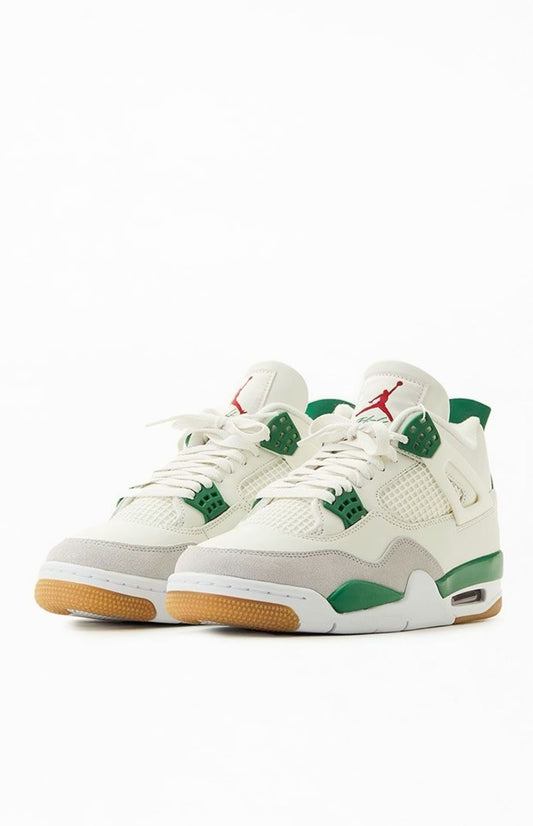 Mid Pine Green Jordan 4 Retro SB x Nike